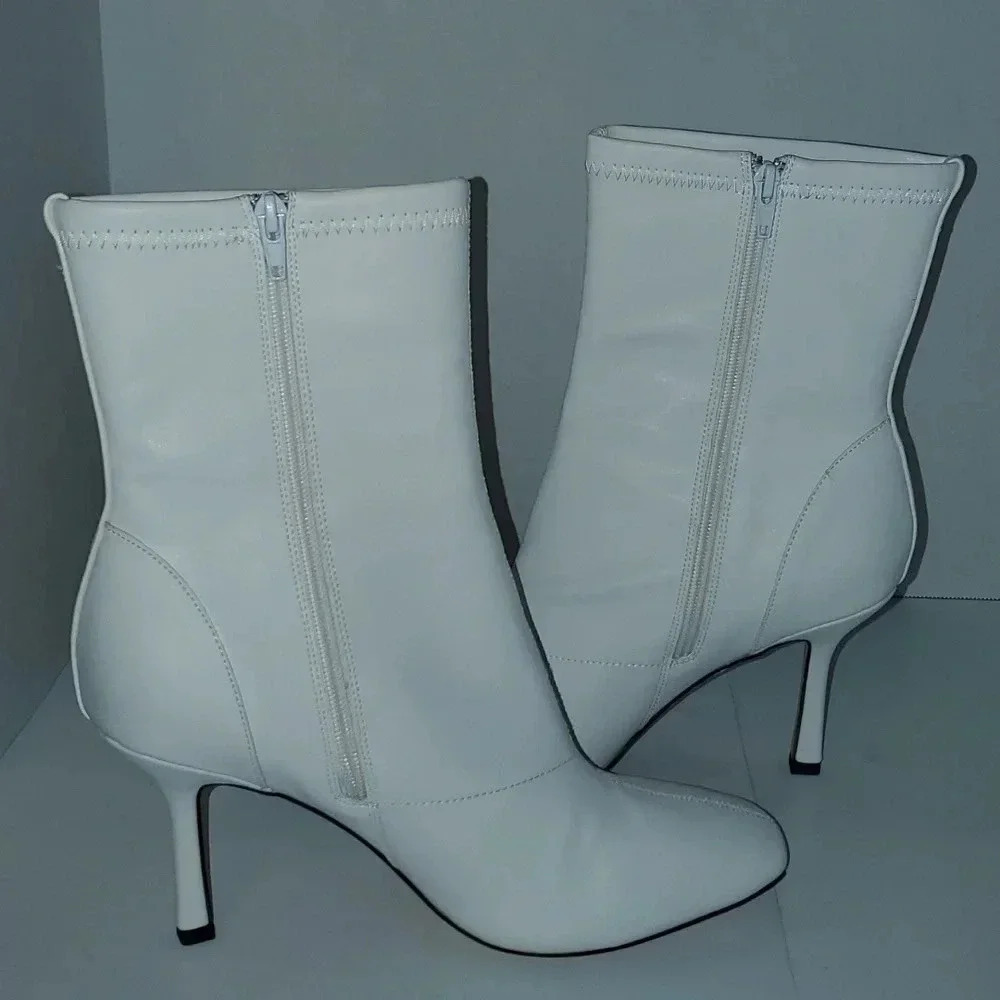 Dove Jewel Ankle Boots Size 9.5 NWOT - Picture 5 of 12